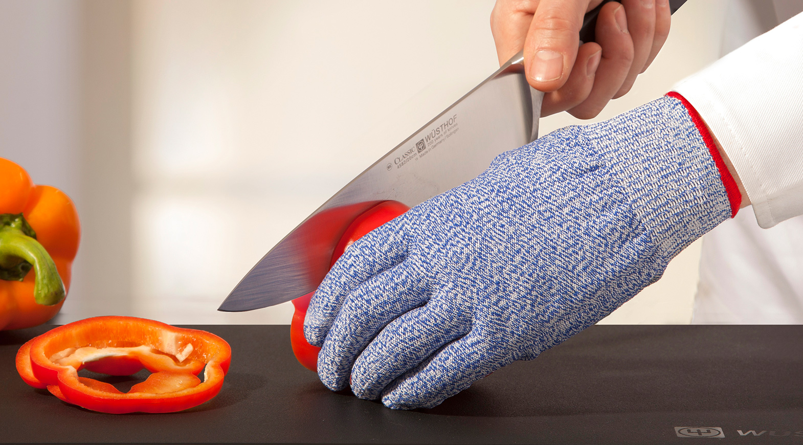 gloves to protect hands from knives