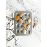Madeleine Pan (16 Cavity) Madeleine Pan (16 Cavity)