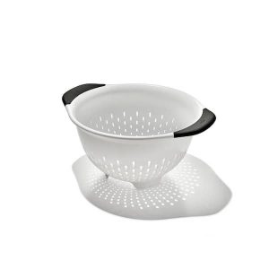 OXO Good Grips Plastic Colander, 3qt/2.7L